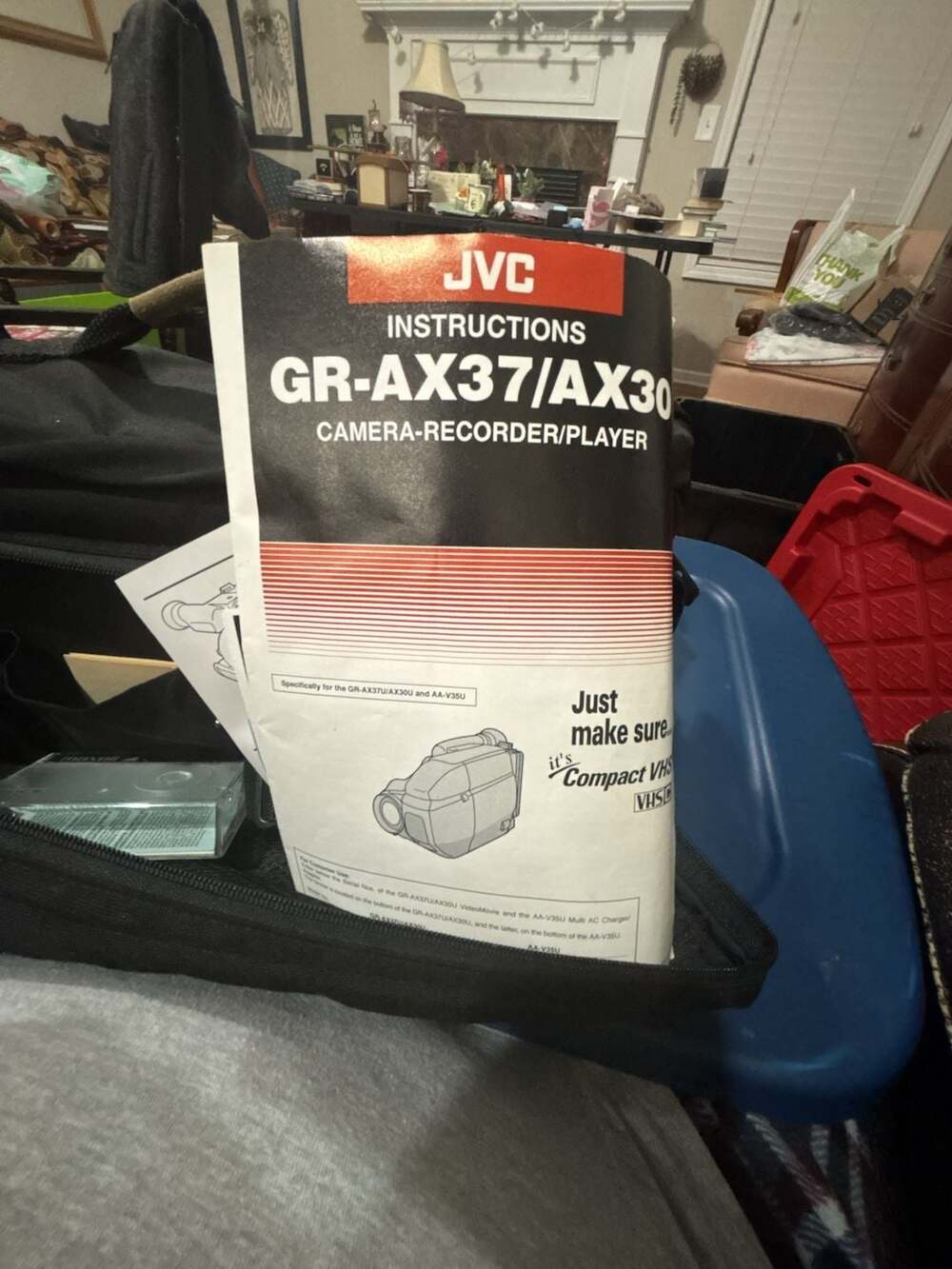 JVC GR-AX30 Compact VHS Videomovie Camcorder with Bag and Manual